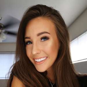 Taylor Alesia